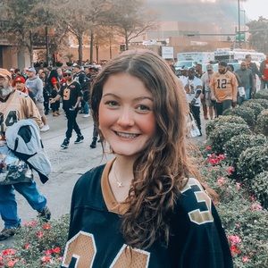 Meet your Posher, Brianna